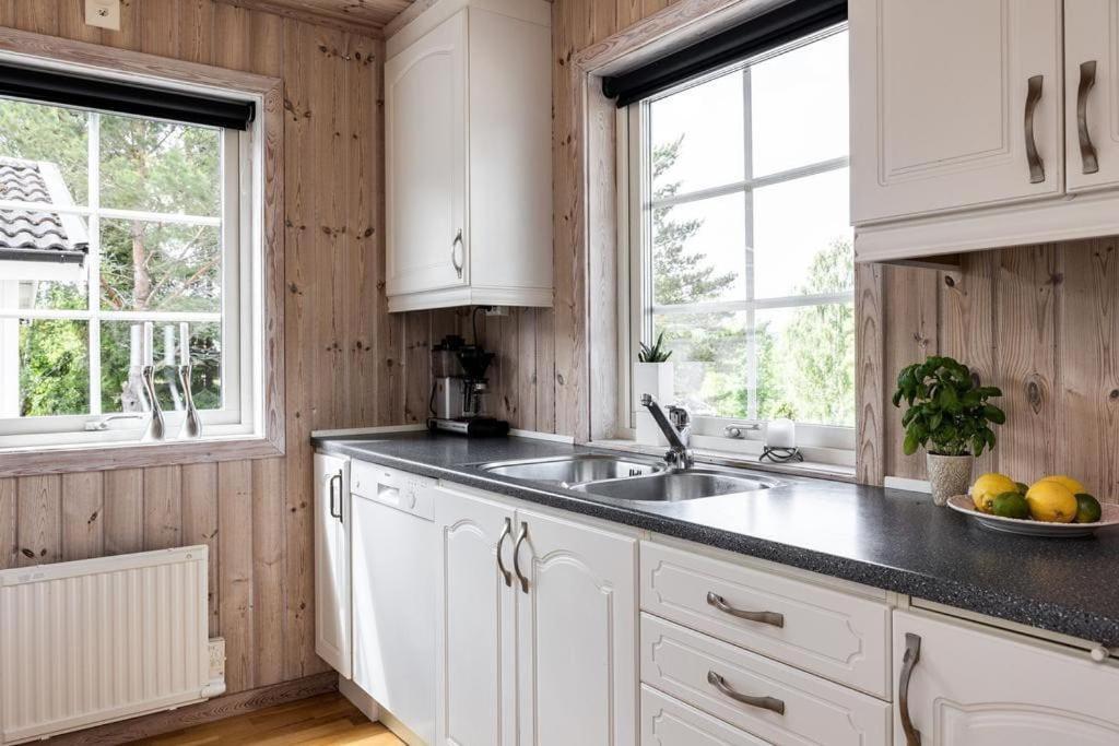 Nice House Near Golf And Skiing Hestra Exterior photo