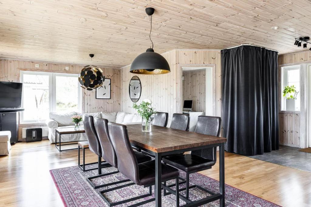 Nice House Near Golf And Skiing Hestra Exterior photo